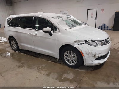 CHRYSLER VOYAGER 2022