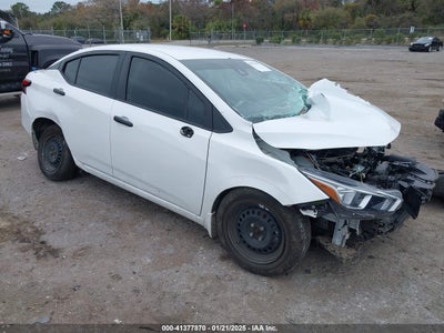 NISSAN VERSA 2023