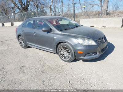 SUZUKI KIZASHI 2011