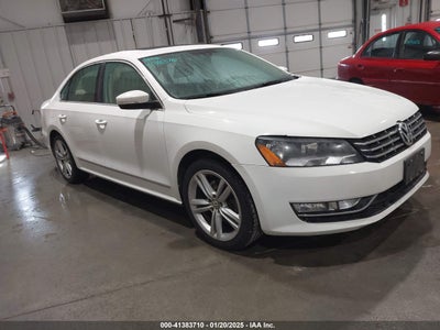 VOLKSWAGEN PASSAT 2014