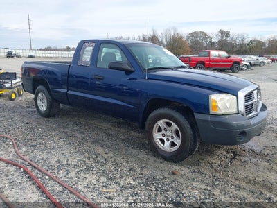 DODGE DAKOTA 2005