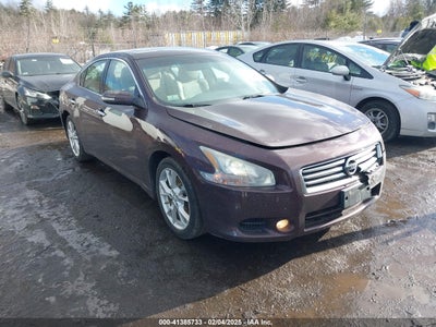 NISSAN MAXIMA 2014
