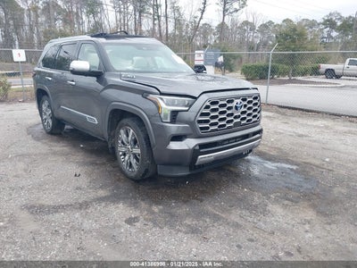 TOYOTA SEQUOIA 2023