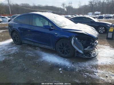 TESLA MODEL X 2022