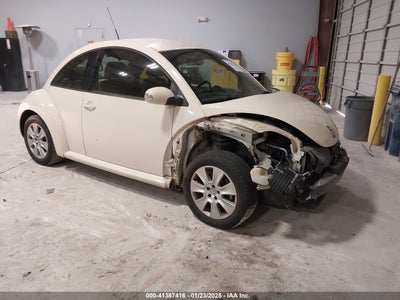VOLKSWAGEN NEW BEETLE 2008
