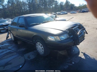 FORD CROWN VICTORIA 2011