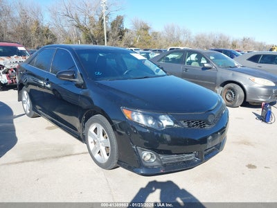 TOYOTA CAMRY 2014