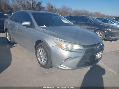 TOYOTA CAMRY 2016