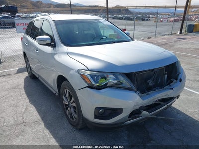 NISSAN PATHFINDER 2017