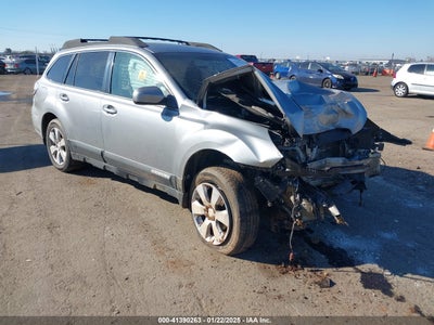 SUBARU OUTBACK 2011
