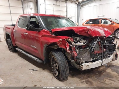 TOYOTA TUNDRA 2024