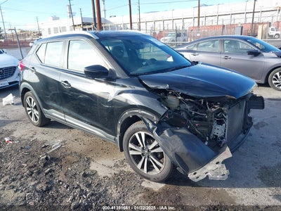 NISSAN KICKS 2018