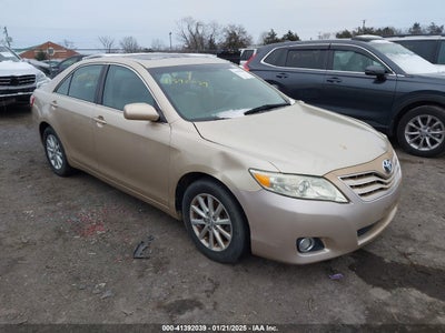 TOYOTA CAMRY 2011