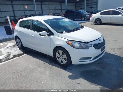 KIA FORTE 5-DOOR 2016