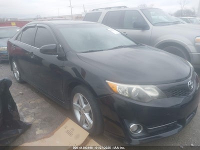 TOYOTA CAMRY 2013
