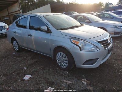 NISSAN VERSA 2017