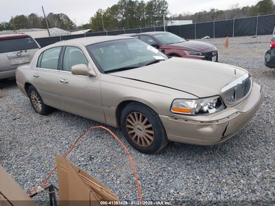 LINCOLN TOWN CAR 2005
