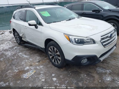 SUBARU OUTBACK 2015