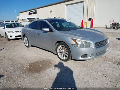 NISSAN MAXIMA 2010