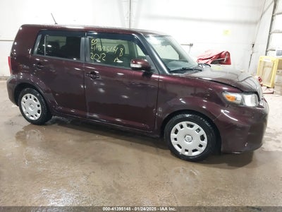 SCION XB 2012