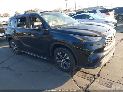 TOYOTA HIGHLANDER 2022