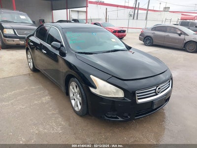 NISSAN MAXIMA 2014