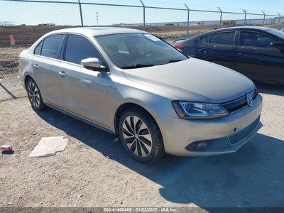 VOLKSWAGEN JETTA HYBRID 2013
