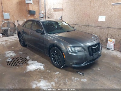 CHRYSLER 300 2019
