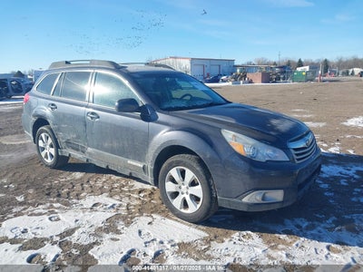 SUBARU OUTBACK 2012