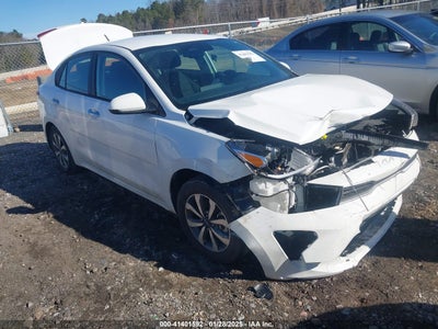 KIA RIO 2023
