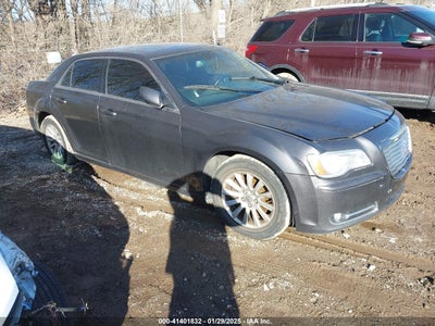 CHRYSLER 300 2013