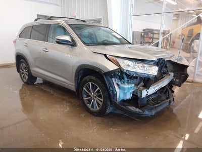 TOYOTA HIGHLANDER HYBRID 2017
