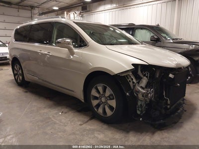 CHRYSLER PACIFICA HYBRID 2017