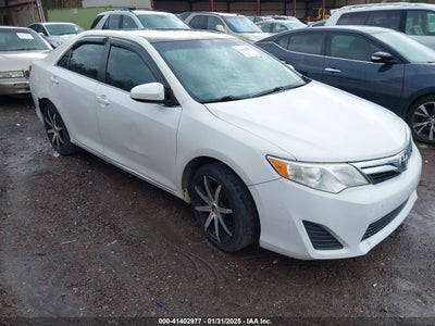 TOYOTA CAMRY 2012