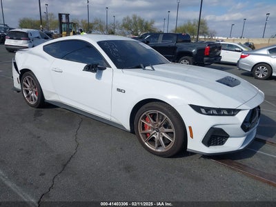 FORD MUSTANG 2024