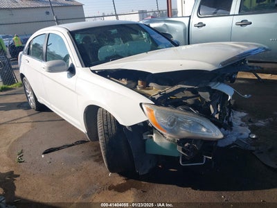 CHRYSLER 200 2011