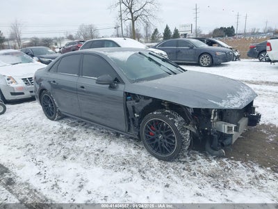 AUDI A4 2019