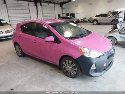 TOYOTA PRIUS C 2013