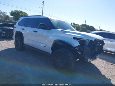 TOYOTA SEQUOIA 2023