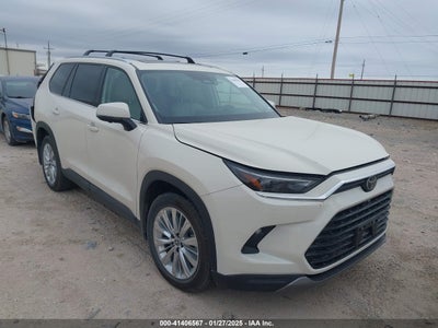 TOYOTA GRAND HIGHLANDER 2024