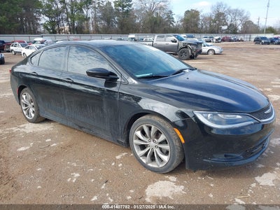 CHRYSLER 200 2015