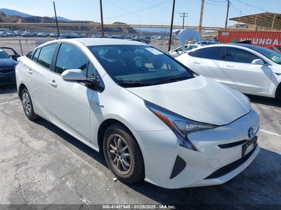 TOYOTA PRIUS 2016