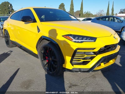 LAMBORGHINI URUS 2019