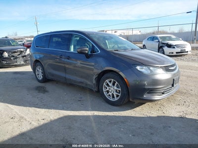 CHRYSLER PACIFICA 2017
