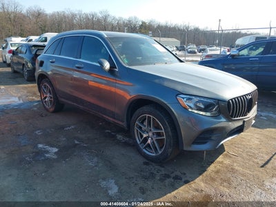 MERCEDES-BENZ GLC 300 2016