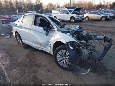 VOLKSWAGEN JETTA 2019