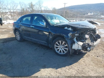 CHRYSLER 200 2013