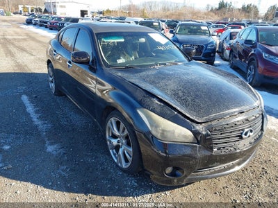INFINITI M37 2012