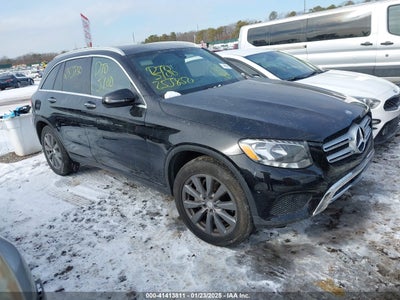 MERCEDES-BENZ GLC 300 2016