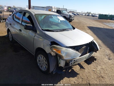 NISSAN VERSA 2015